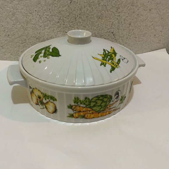 STYSON Japan Vintage Oven to Table Cookware Stamped Retro Casserole Dish Lid EUC - Picture 1 of 8